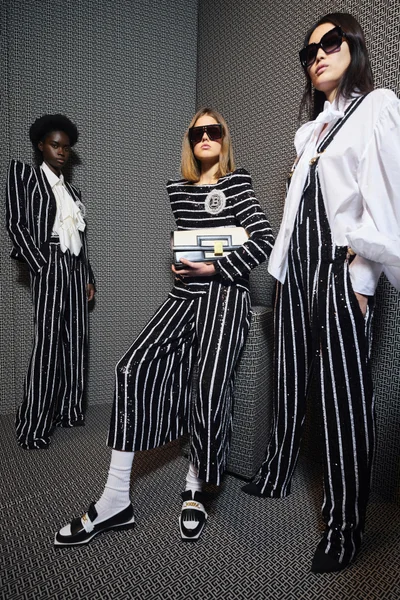 Look 53